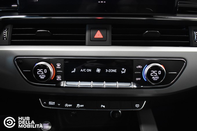 AUDI A4 Avant 40 g-tron S tronic